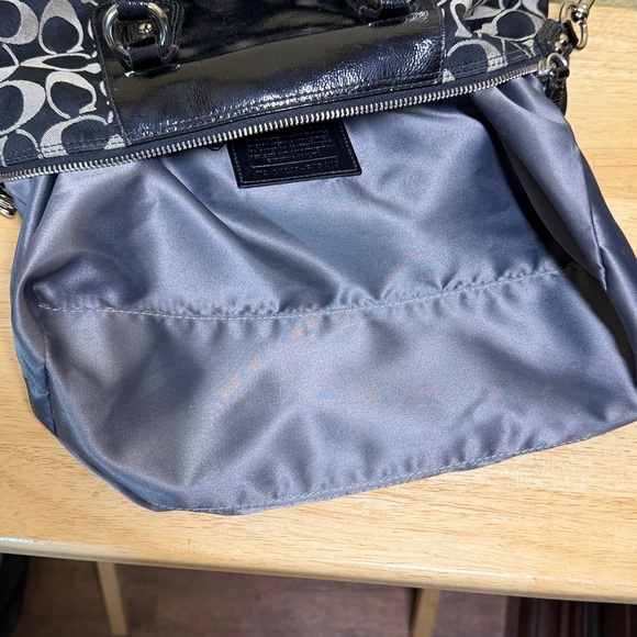 Coach Ashley Black and Gray Signature Satchel - Picture 3 of 7